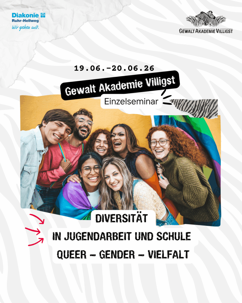 Seminarplakat „Diversität in Jugendarbeit und Schule“ mit lachender junger Gruppe und Regenbogenflagge.